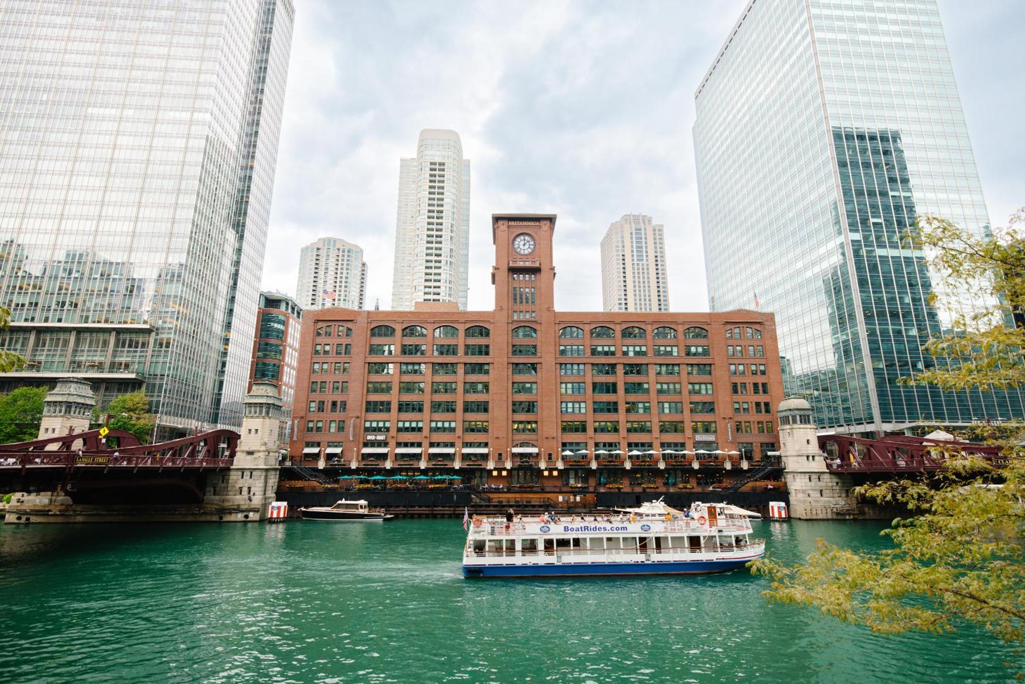 Voco Chicago Downtown - Riverwalk By Ihg Extérieur photo